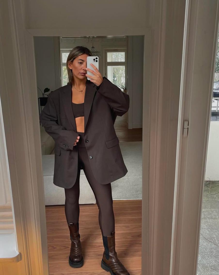 Пример стилизации с легинсами.