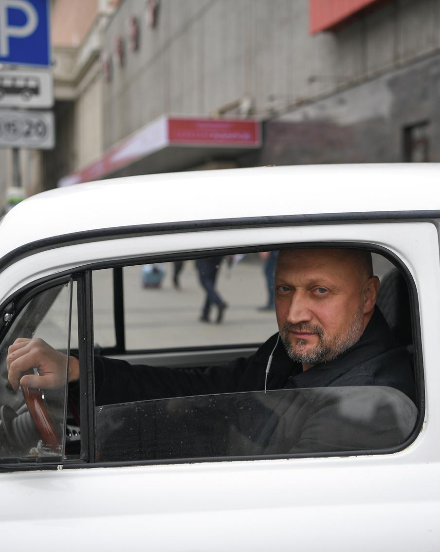 "Куценко допросят": адвокат рассказал, что может грозить актёру, в автомобиле которого нашли труп