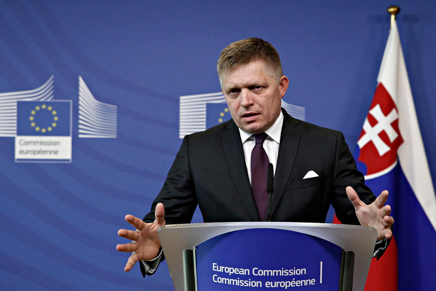 Премьер-министр Словакии заявил о выдворении из страны дестабилизирующих элементов