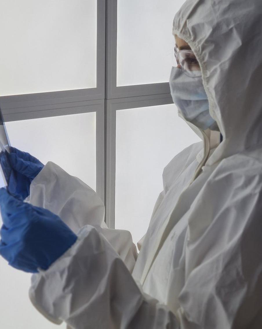 В американской разведке считают, что коронавирус стал результатом утечки из лаборатории