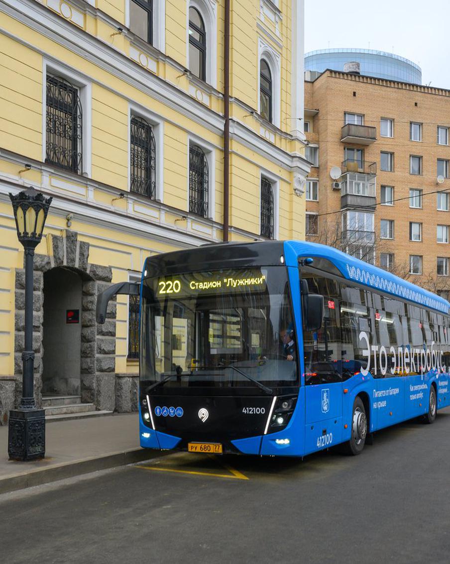 В Москве запущен новый электробусный маршрут, который проходит через юго-восток и центр столицы