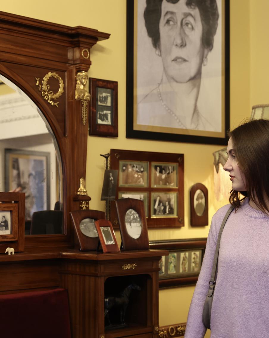 Вышла на замену и стала незаменимой: в Москве открыли музей-квартиру Неждановой