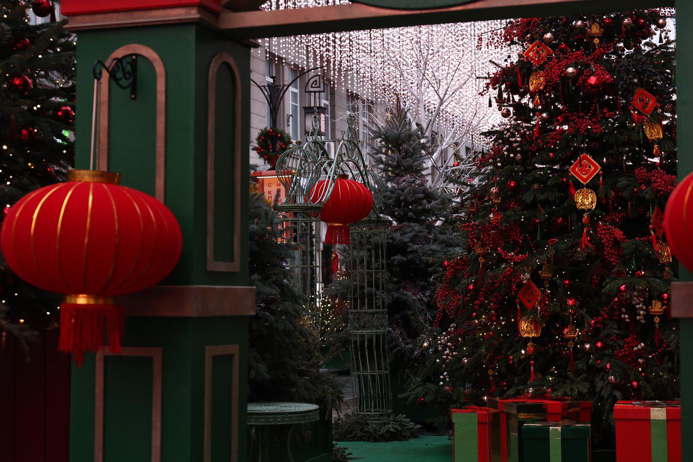 Китайский Новый год наступил: Metro рассказывает о счастливых цифрах и цветах для змей