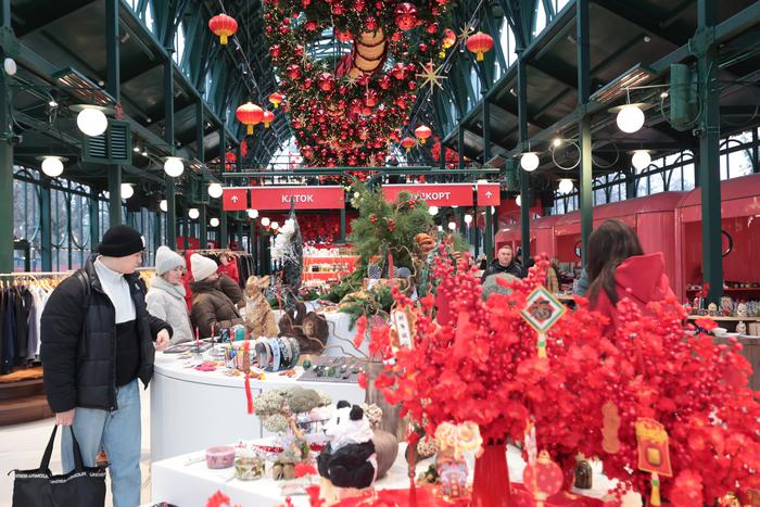 Афиша на 29 января: изучаем парфюмы серебряного века, гадаем по ба-цзы и идём на ледовый спектакль