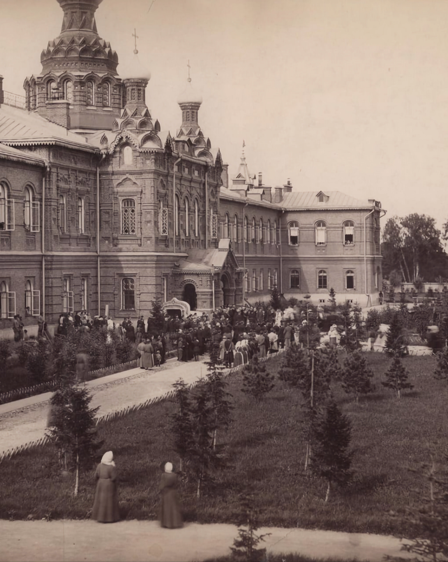 Могила Бахрушиных замурована сто лет – потомки знаменитых купцов ищут склеп