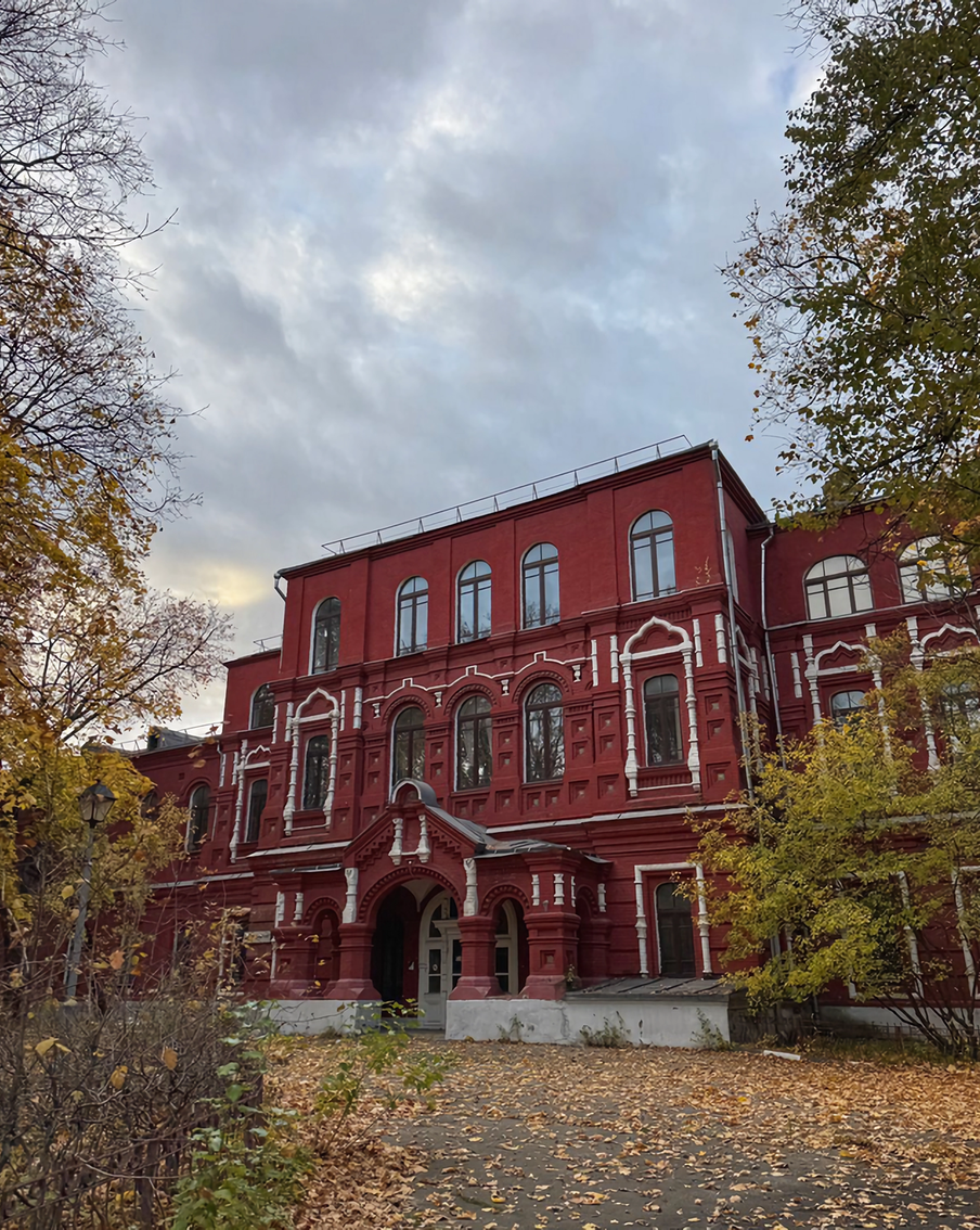 Здание больницы в наши дни Фото предоставлено героиней публикации.