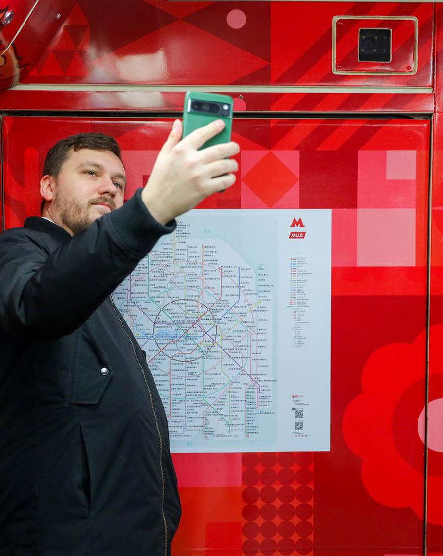 Всё по-китайски: в московском метро появилась схема полностью на китайском языке