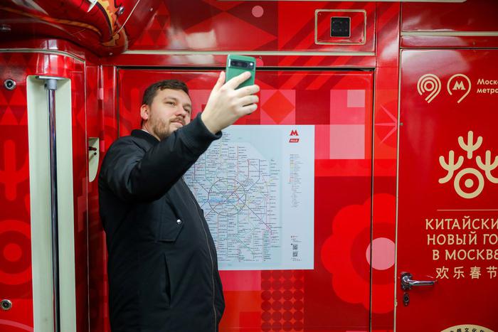 Всё по-китайски: в московском метро появилась схема полностью на китайском языке