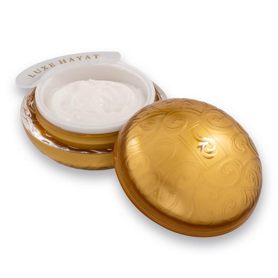 Омолаживающий коктейль SPF 15 Luxe Hayat (3800 ₽)