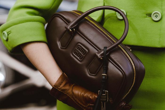 Бренд Miu Miu стал самым популярным в мире: что происходило в мире моды и красоты на этой неделе