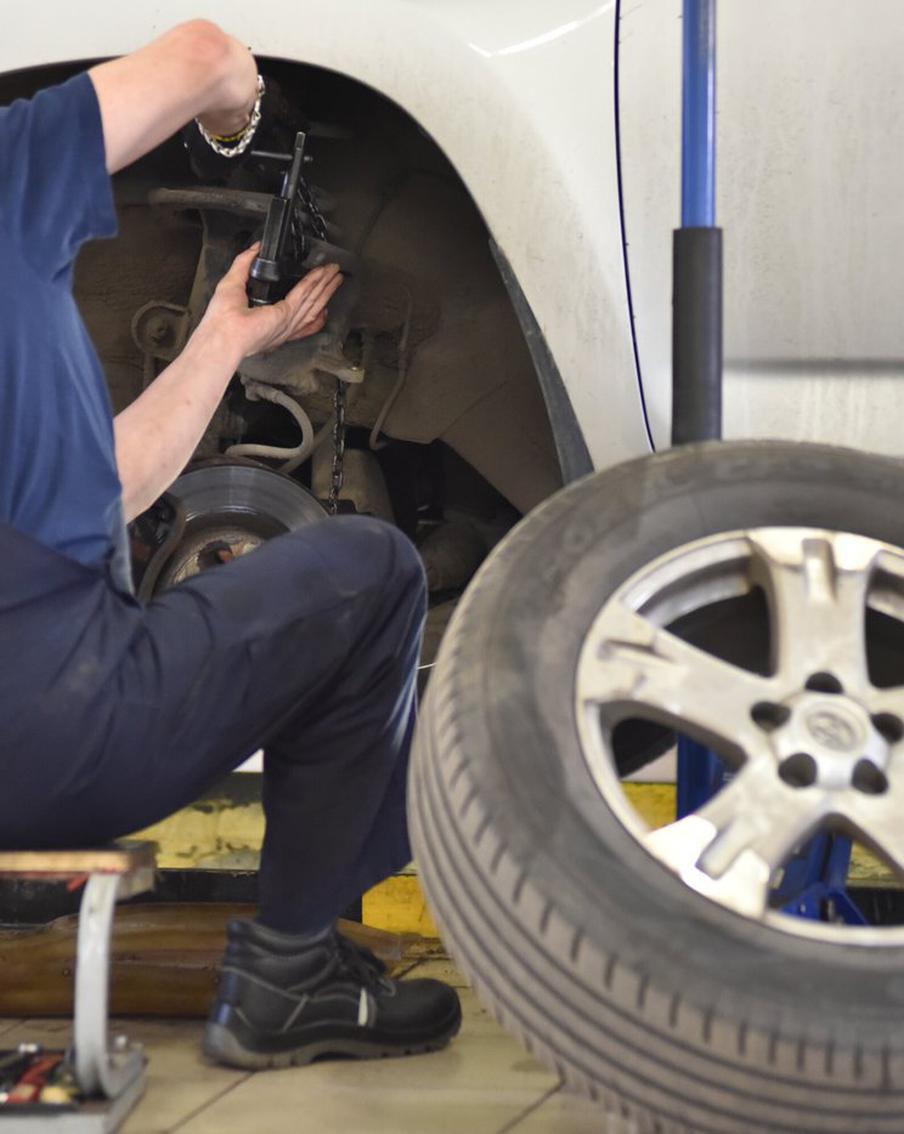 Советы экспертов: на каких шинах лучше ездить тёплой зимой