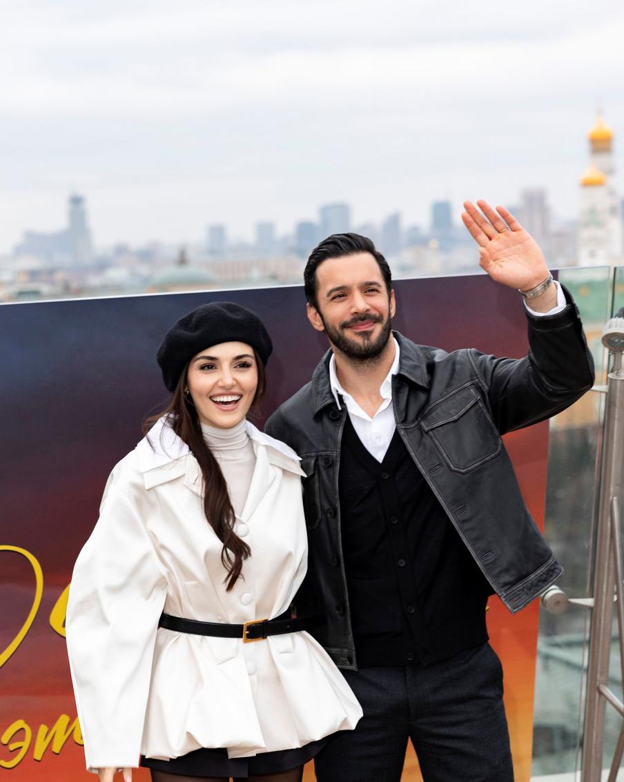 Ханде и Барыш пришли в шок от Москвы на премьере своего фильма в "Октябре"