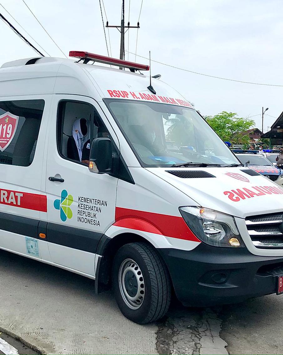 В Таиланде слетел с горы туристический автобус с двумя россиянами