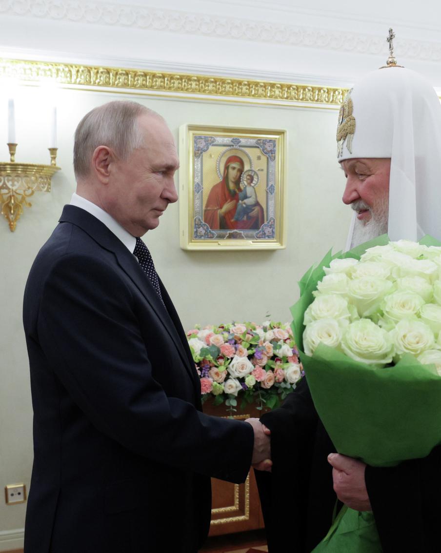 Российский президент лично встретился с главой РПЦ, чтобы поздравить его с годовщиной интронизации