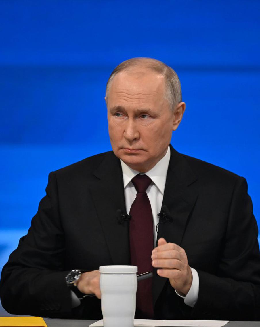 Владимир Путин отреагировал на решение польских властей не приглашать Россию на годовщину освобождения Освенцима