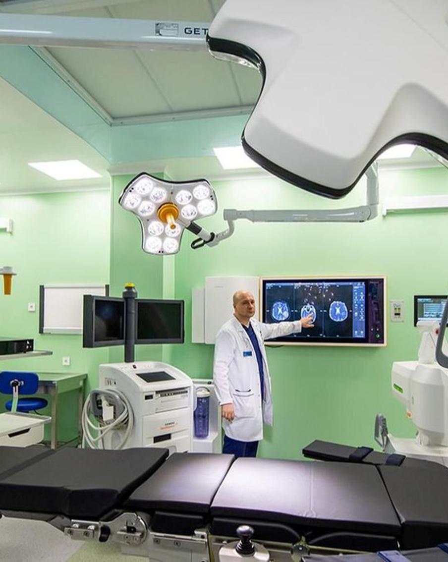 Сергей Собянин: Нейрохирургическую помощь в Москве оказывают в 14 больницах