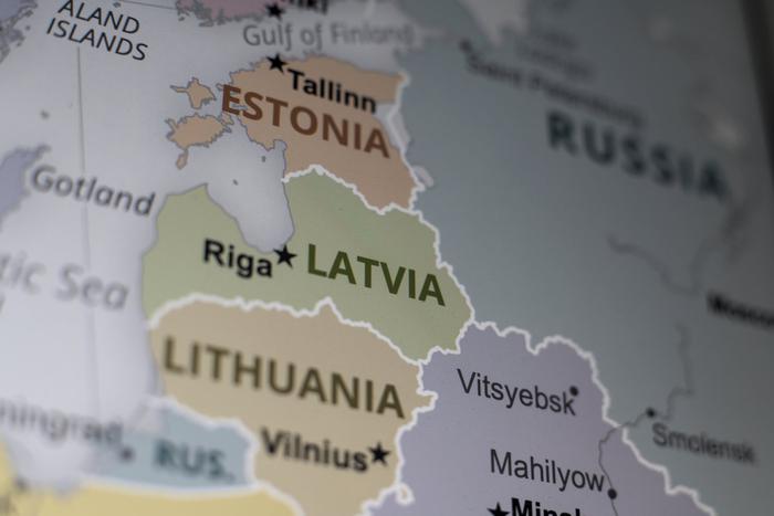 Переселением в Россию заинтересовались более 20 тыс. граждан Латвии