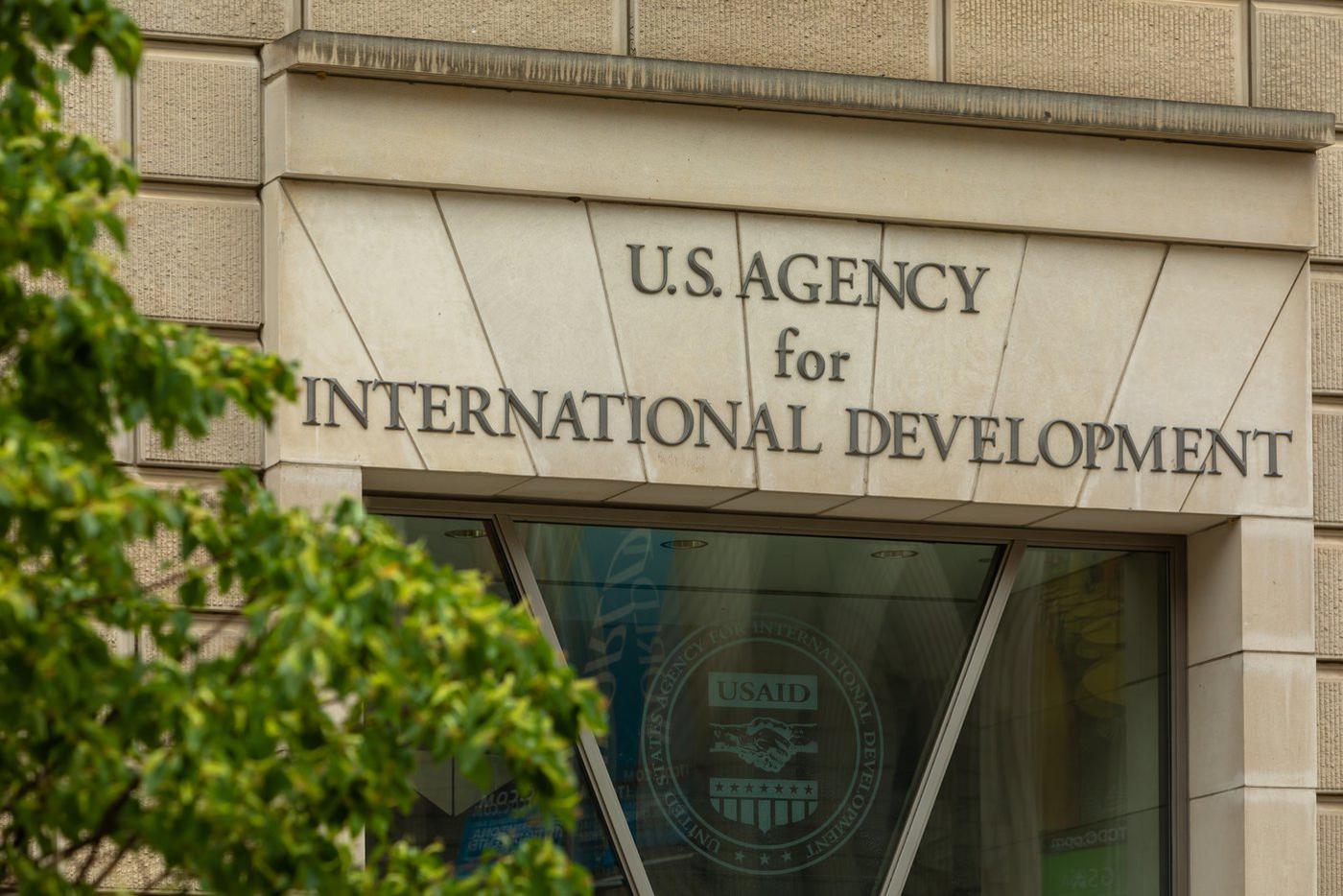 Bloomberg узнал, как сотрудники Маска вскрывали секретную комнату USAID
