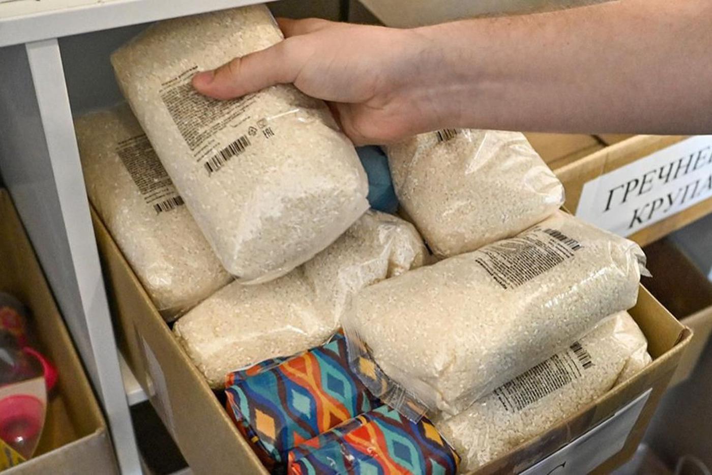Помощь Курску: владельцы магазинов передают посылки в приграничные регионы