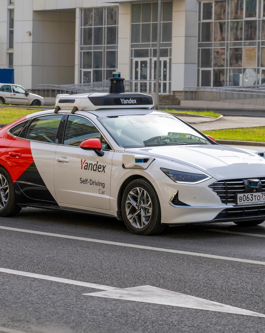 Названо число ДТП с участием экспериментальных беспилотных авто