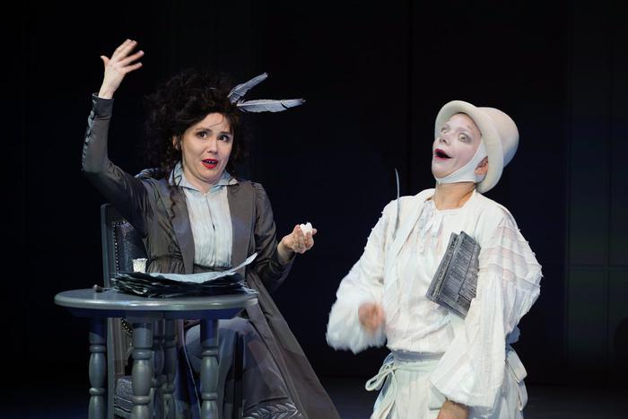 Весь мир – всего лишь пшик. В Театре Вахтангова задумались о правде и лжи