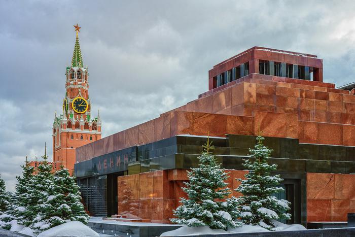 Мавзолей Ленина закроется на два месяца на профилактические работы