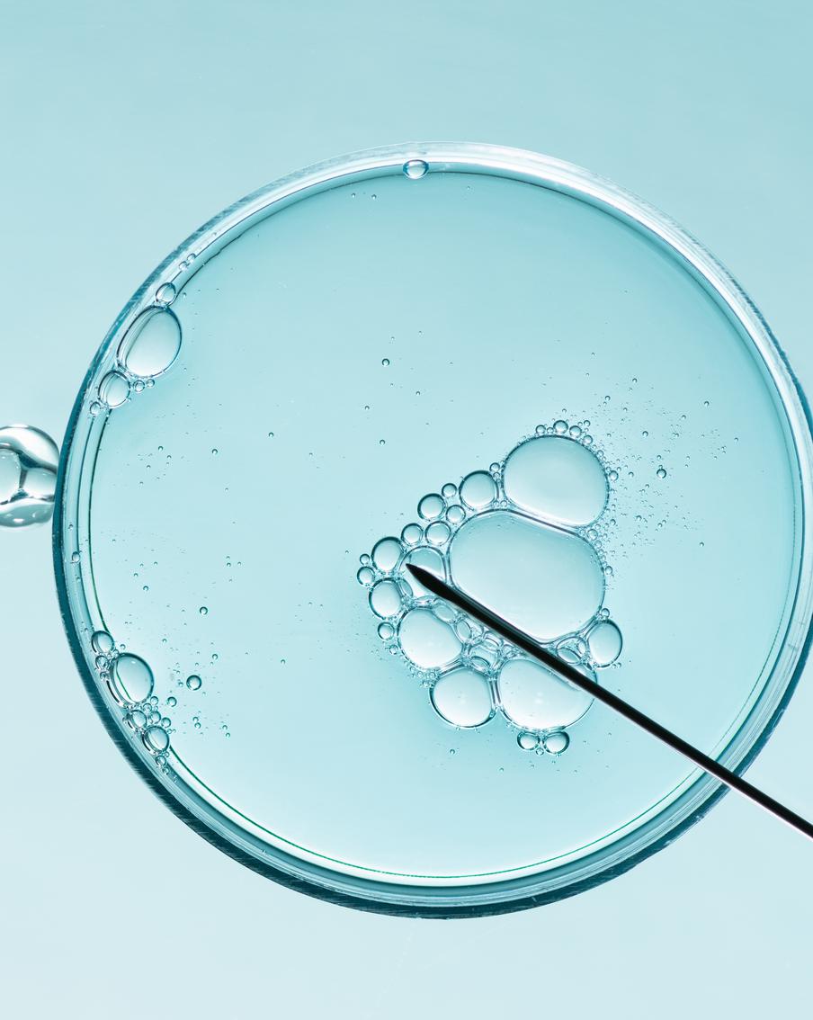 Конституционный суд защитил права зачатых после смерти отца детей