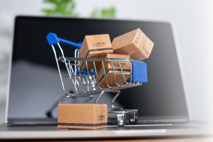 Магазины пожаловались в ФАС на низкие цены на маркетплейсах