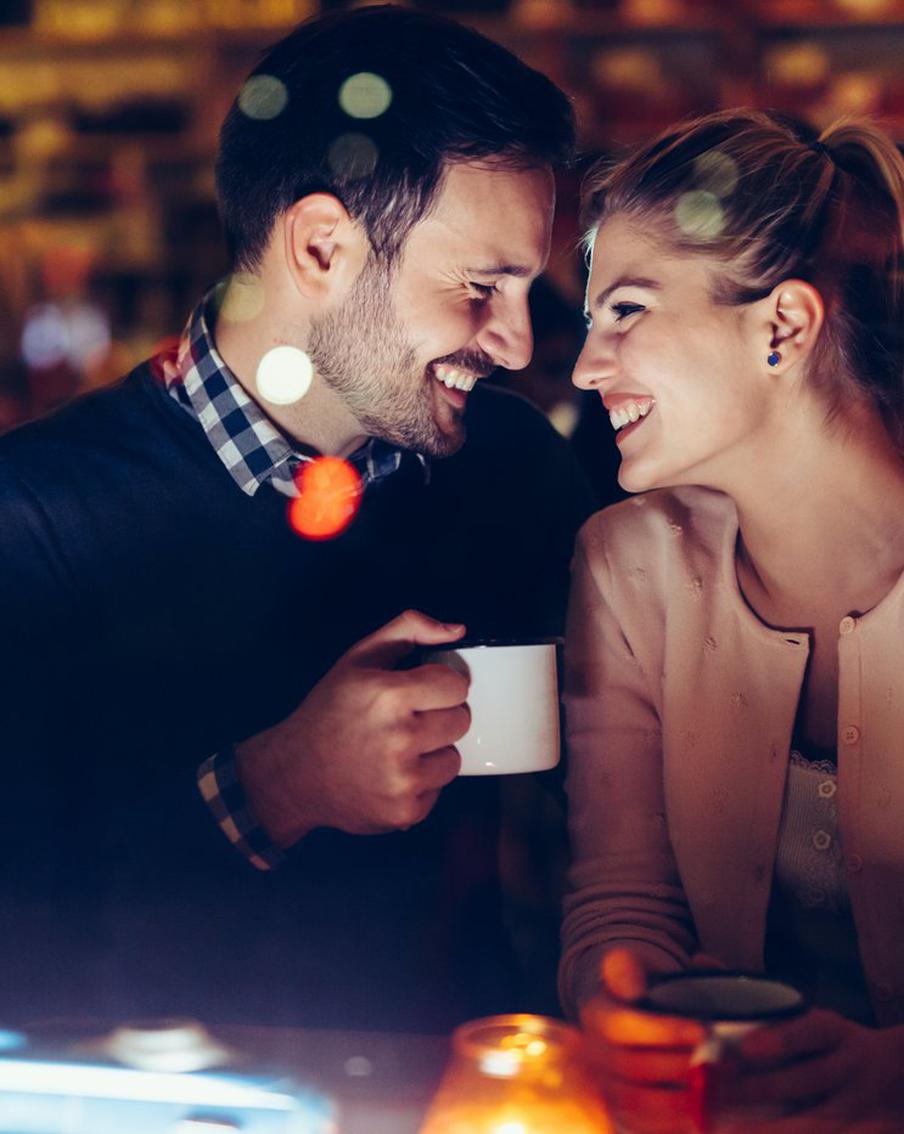 Сколько стоит свидание в Москве: горожане рассказали о встречах, которые могли решить их судьбу