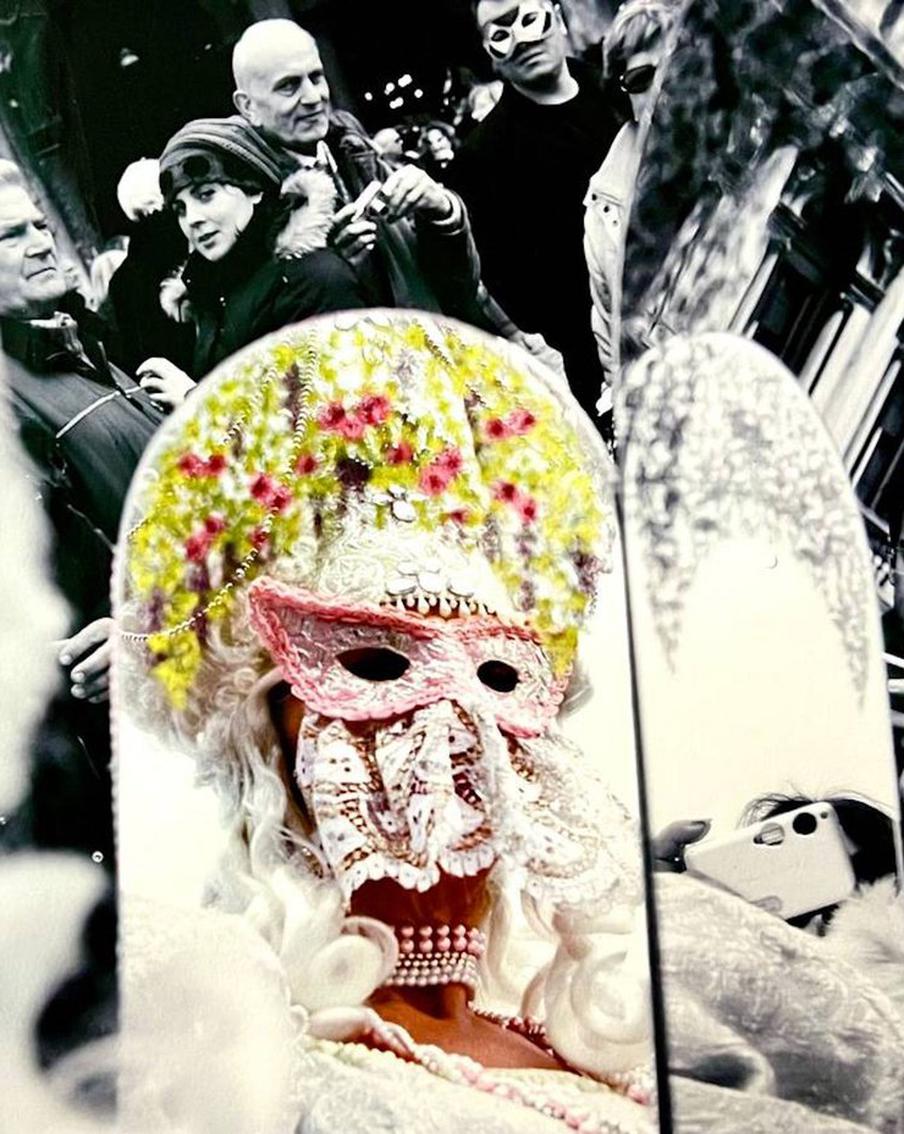 Итальянский и турецкий фотографы поделились с Москвой Венецианским карнавалом