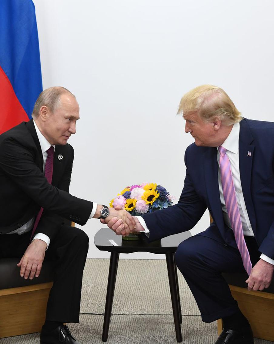 Путин и Трамп обсудили Украину и пришли к единому мнению