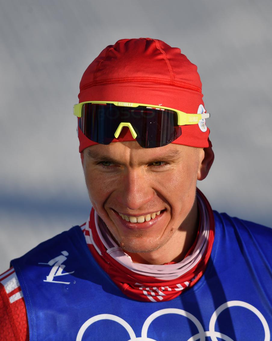 Александр Большунов одержал победу на гонке Sudtirol Moonlight в Италии