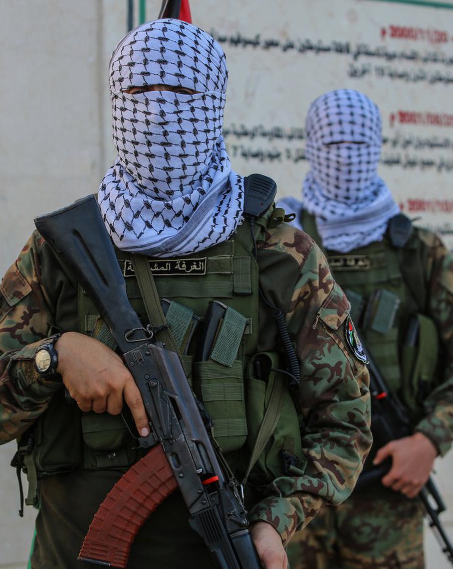 Группировка ХАМАС собирается освободить ещё трёх заложников