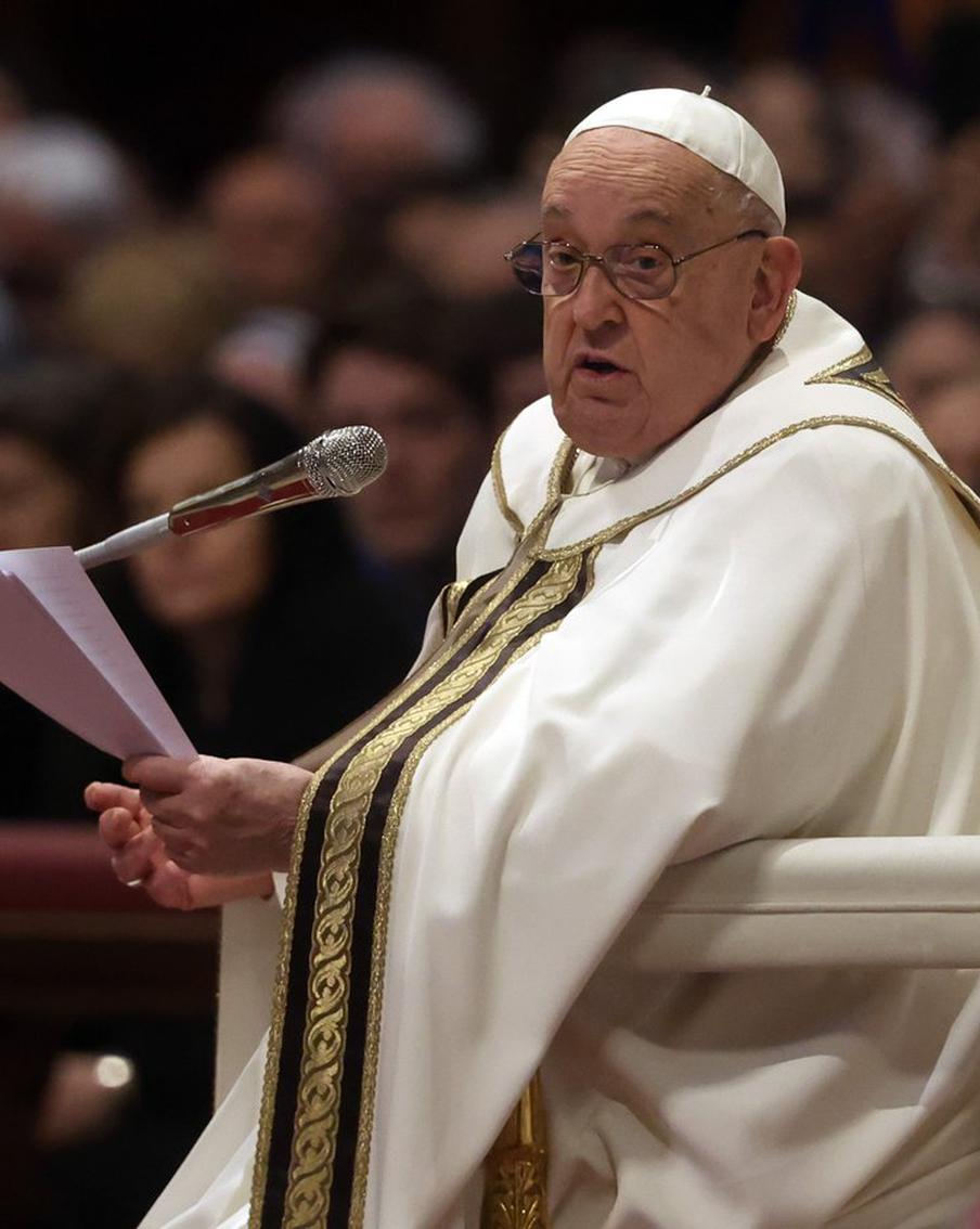 Стало известно о госпитализации Папы Римского Франциска