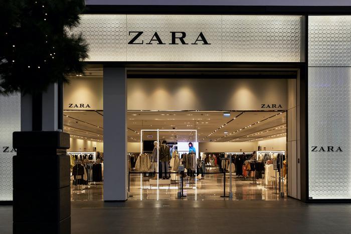 Ирландка отсудила у Zara 20 тысяч евро за проникновение в примерочную: что происходило в мире моды и красоты на этой неделе