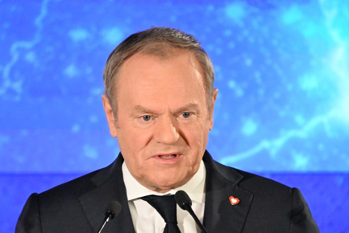 Туск призвал Европу срочно подготовить собственный план действий по Украине
