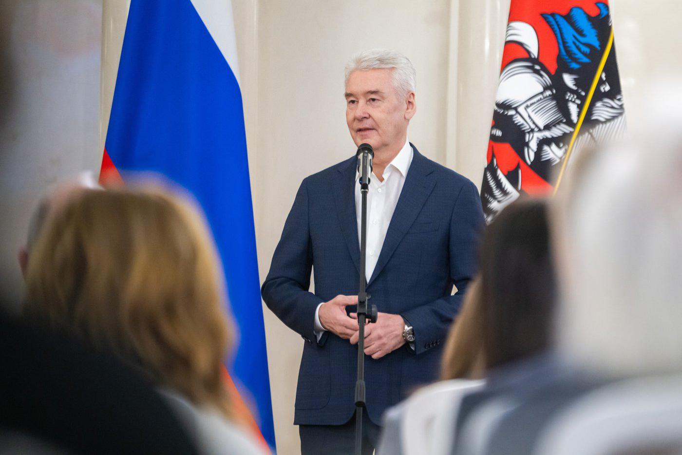 Собянин: В студотрядах Москвы состоят более трёх тысяч студентов и школьников