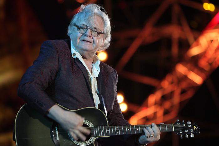 Сказал "Прощай" трём жёнам и пустил котов "Под крышу дома своего". Знаменитому певцу и композитору Юрию Антонову исполнилось 80 лет