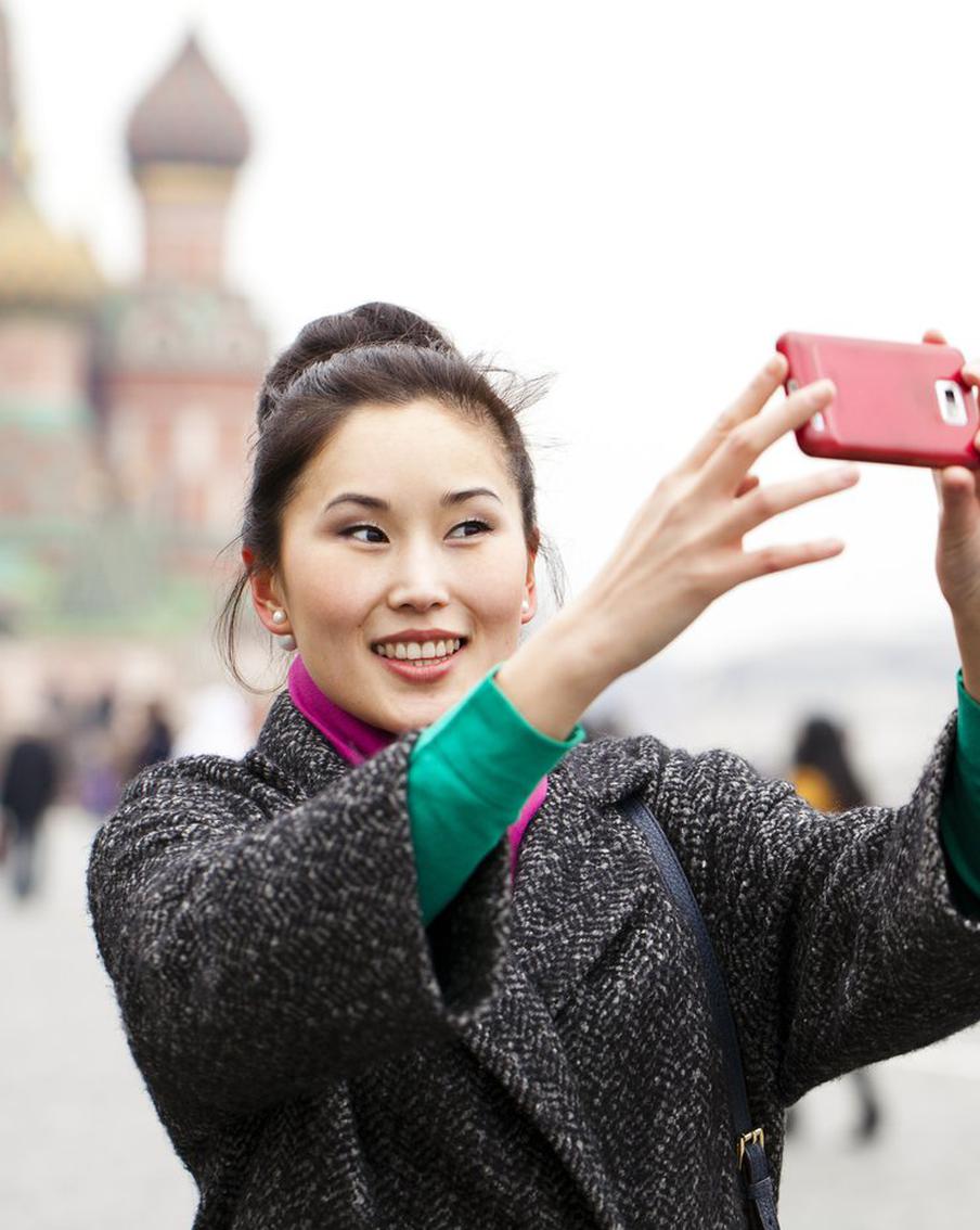 Иностранные инвесторы стали чаще подавать заявления на "золотые визы" России