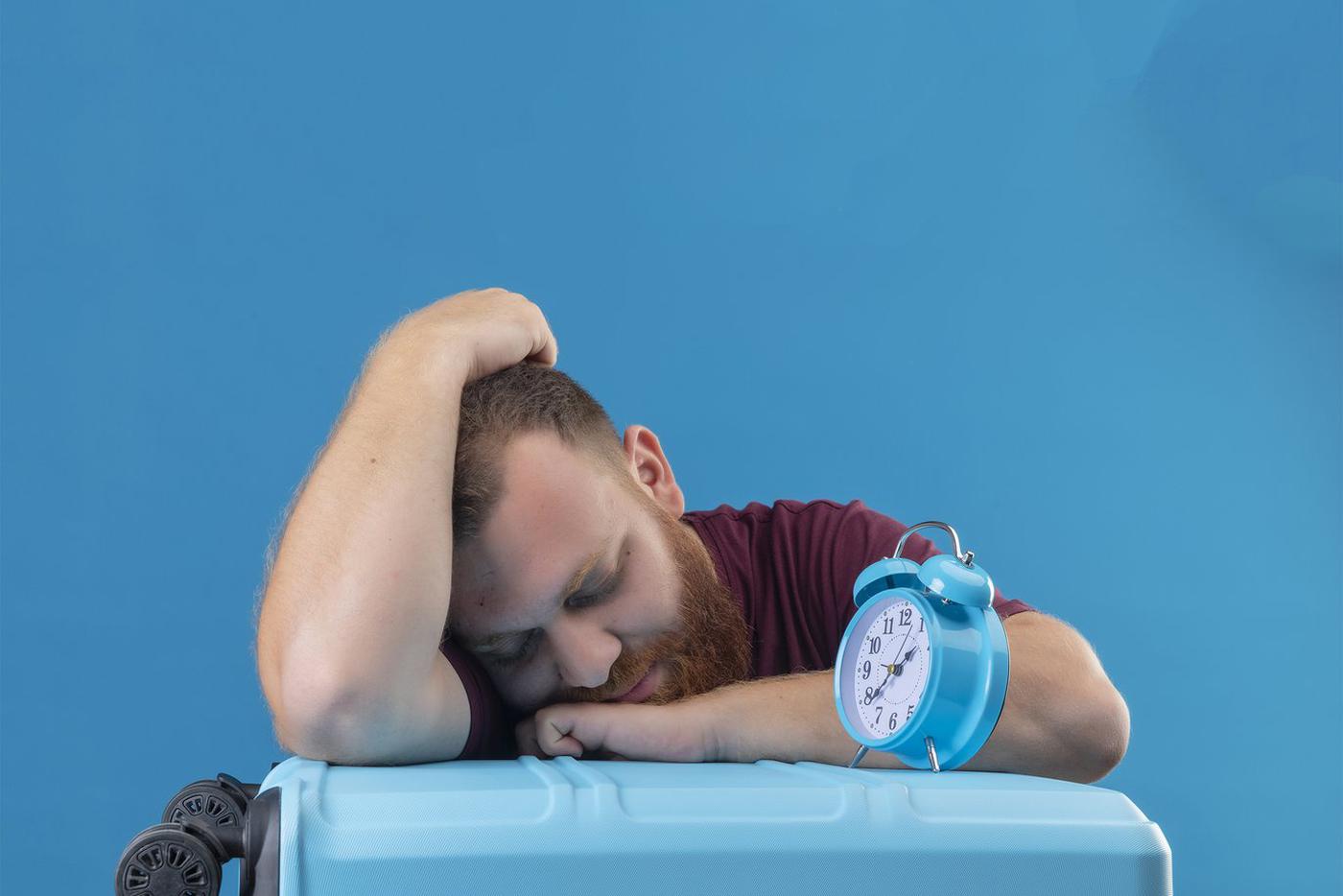 Как помочь своему организму прийти в форму при смене часовых поясов