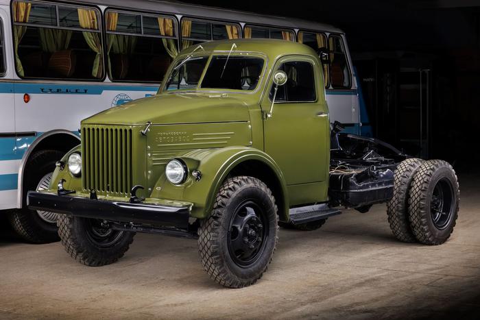 В Музее Транспорта Москвы отреставрировали уникальный седельный тягач&nbsp;