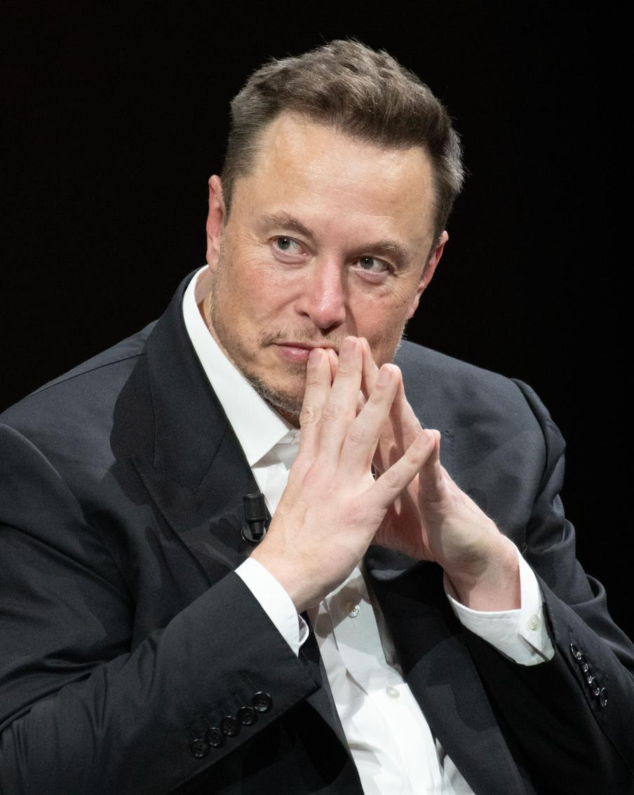 Американский бизнесмен Илон Маск выступил в поддержку правой партии "Альтернатива для Германии" на выборах