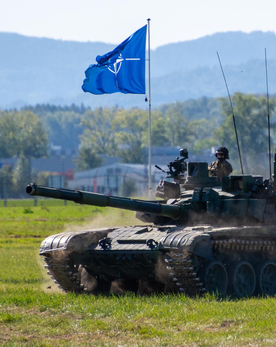 В НАТО пересмотрят стратегию ведения боевых действий на базе ошибок украинского конфликта