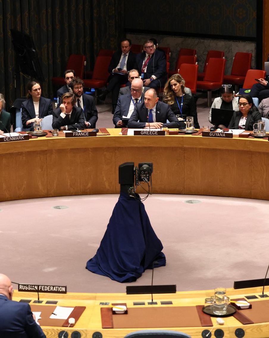 СБ ООН одобрил американскую резолюцию по Украине, Россия проголосовала за