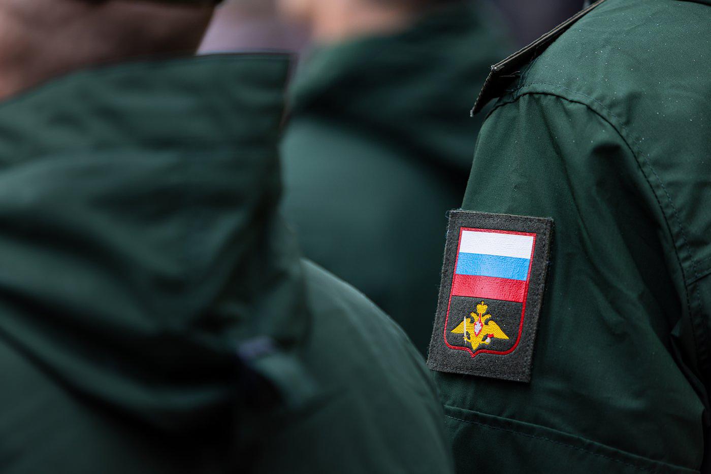 В Мурманской области пенсионер пошёл на СВО вслед за сыном и получил орден