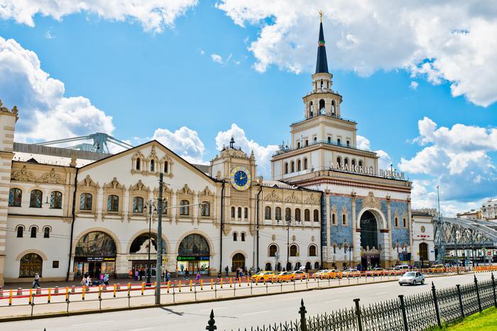 На четырёх вокзалах Москвы запустили аудиоэкскурсии: проверьте, что вы о них знаете, с помощью теста