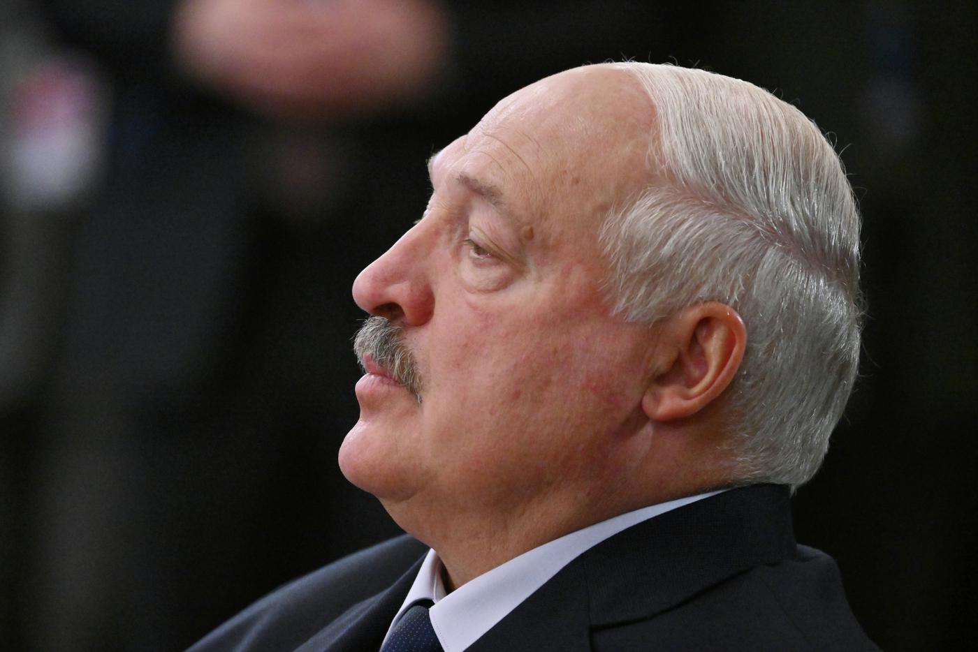 Лукашенко приказал найти виновных в высоких ценах на картофель