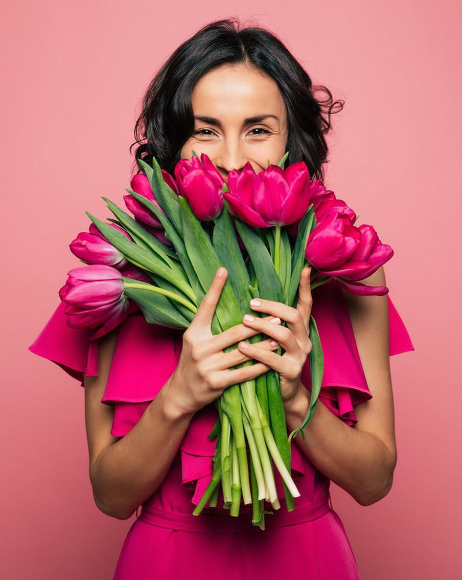 Как удивить маму, подругу или жену: подарки, которые действительно порадуют