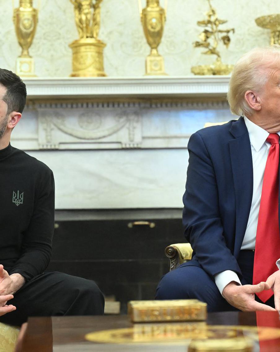 Трамп приостановил всю военную помощь Украине