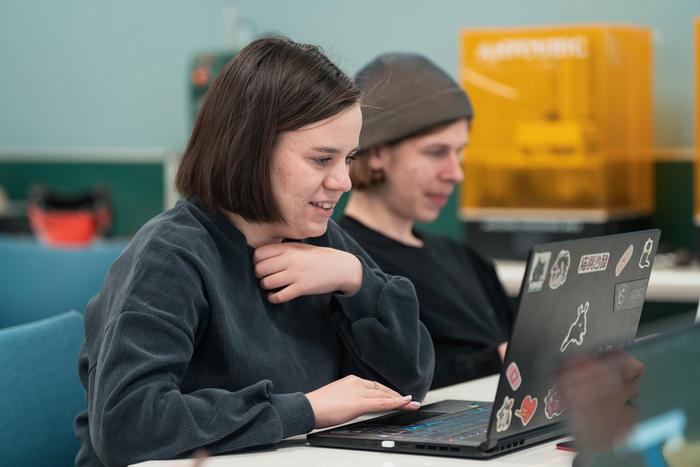 Студенты создали органайзер, который поможет людям с малой мобильностью хранить вещи